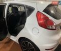 Белый Форд Фиеста, объемом двигателя 1 л и пробегом 170 тыс. км за 7300 $, фото 5 на Automoto.ua