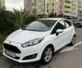 Белый Форд Фиеста, объемом двигателя 1 л и пробегом 127 тыс. км за 7499 $, фото 1 на Automoto.ua