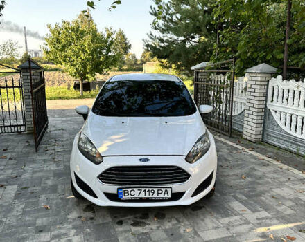Білий Форд Фієста, об'ємом двигуна 1.6 л та пробігом 89 тис. км за 8750 $, фото 3 на Automoto.ua