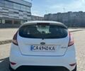 Белый Форд Фиеста, объемом двигателя 1 л и пробегом 147 тыс. км за 6200 $, фото 7 на Automoto.ua