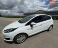 Білий Форд Фієста, об'ємом двигуна 1 л та пробігом 22 тис. км за 9000 $, фото 8 на Automoto.ua