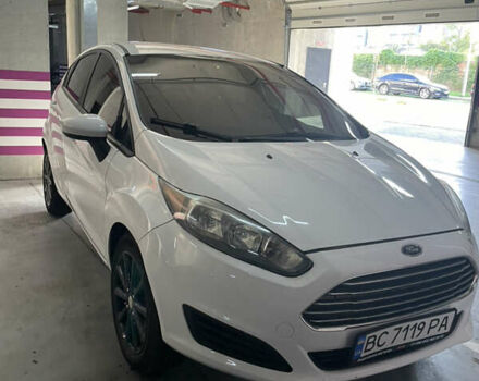 Белый Форд Фиеста, объемом двигателя 1.6 л и пробегом 83 тыс. км за 8600 $, фото 4 на Automoto.ua