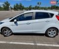 Белый Форд Фиеста, объемом двигателя 1 л и пробегом 59 тыс. км за 9999 $, фото 7 на Automoto.ua
