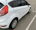 Белый Форд Фиеста, объемом двигателя 1.24 л и пробегом 212 тыс. км за 6500 $, фото 2 на Automoto.ua