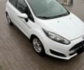 Белый Форд Фиеста, объемом двигателя 1 л и пробегом 150 тыс. км за 6800 $, фото 1 на Automoto.ua