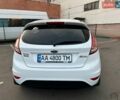Білий Форд Фієста, об'ємом двигуна 1 л та пробігом 140 тис. км за 8500 $, фото 3 на Automoto.ua