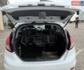 Белый Форд Фиеста, объемом двигателя 1 л и пробегом 60 тыс. км за 8990 $, фото 7 на Automoto.ua