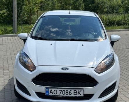 Белый Форд Фиеста, объемом двигателя 1.2 л и пробегом 32 тыс. км за 8500 $, фото 5 на Automoto.ua