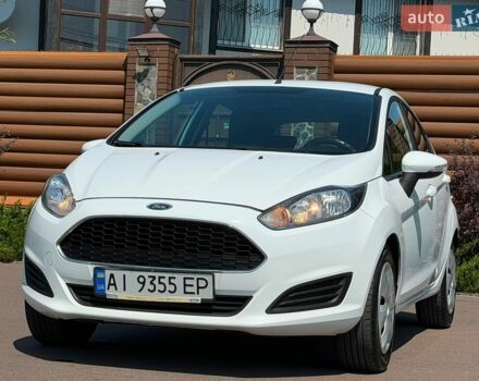 Білий Форд Фієста, об'ємом двигуна 0 л та пробігом 135 тис. км за 5900 $, фото 2 на Automoto.ua