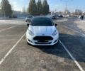 Белый Форд Фиеста, объемом двигателя 1 л и пробегом 21 тыс. км за 12500 $, фото 6 на Automoto.ua