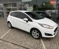 Белый Форд Фиеста, объемом двигателя 1 л и пробегом 60 тыс. км за 8990 $, фото 4 на Automoto.ua