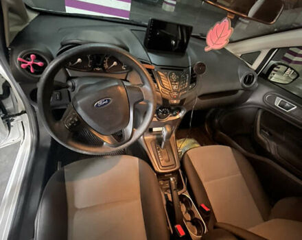 Белый Форд Фиеста, объемом двигателя 1.6 л и пробегом 83 тыс. км за 8600 $, фото 11 на Automoto.ua