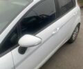Білий Форд Фієста, об'ємом двигуна 1 л та пробігом 57 тис. км за 10000 $, фото 2 на Automoto.ua