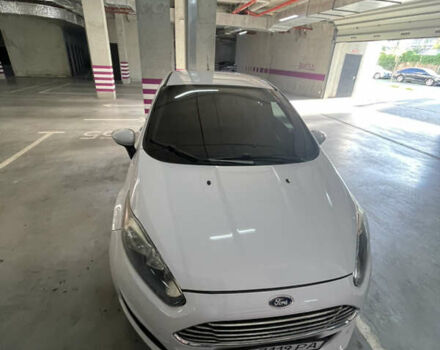 Белый Форд Фиеста, объемом двигателя 1.6 л и пробегом 83 тыс. км за 8600 $, фото 1 на Automoto.ua