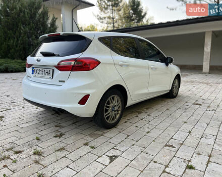 Форд Фиеста 2017 в Харькове на Automoto.ua Белый Форд Фиеста, объемом двигателя 1 л и пробегом 89 тыс. км за 11000 $, фото 3 на Automoto.ua