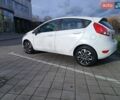 Белый Форд Фиеста, объемом двигателя 1.6 л и пробегом 186 тыс. км за 7950 $, фото 6 на Automoto.ua