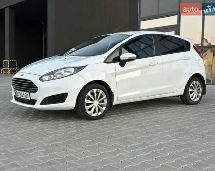 Білий Форд Фієста, об'ємом двигуна 1 л та пробігом 54 тис. км за 9900 $, фото 3 на Automoto.ua