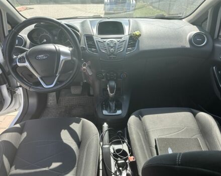 Білий Форд Фієста, об'ємом двигуна 1 л та пробігом 90 тис. км за 8000 $, фото 3 на Automoto.ua