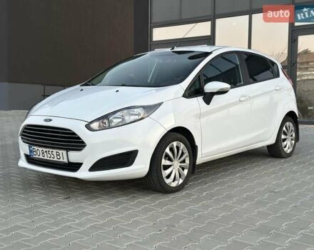 Білий Форд Фієста, об'ємом двигуна 1 л та пробігом 54 тис. км за 9900 $, фото 2 на Automoto.ua