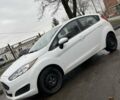 Белый Форд Фиеста, объемом двигателя 1 л и пробегом 90 тыс. км за 7300 $, фото 1 на Automoto.ua