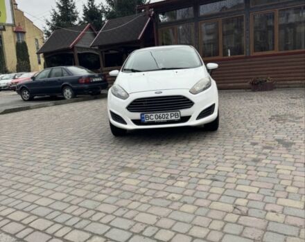 Білий Форд Фієста, об'ємом двигуна 1.6 л та пробігом 134 тис. км за 8900 $, фото 2 на Automoto.ua