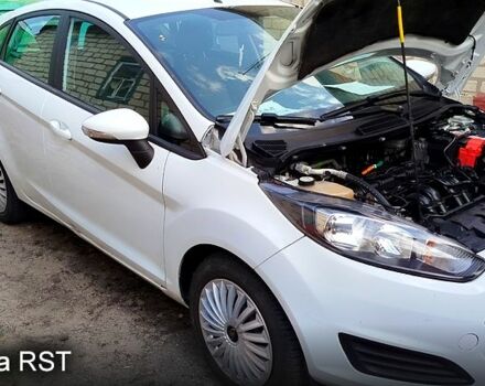 Білий Форд Фієста, об'ємом двигуна 1.2 л та пробігом 88 тис. км за 7500 $, фото 2 на Automoto.ua