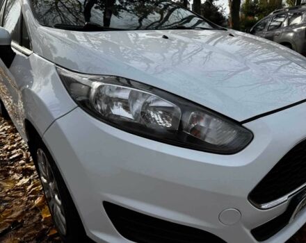 Белый Форд Фиеста, объемом двигателя 1.4 л и пробегом 149 тыс. км за 6940 $, фото 3 на Automoto.ua