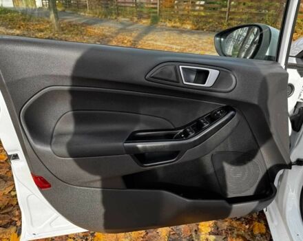 Белый Форд Фиеста, объемом двигателя 1.4 л и пробегом 149 тыс. км за 6940 $, фото 9 на Automoto.ua