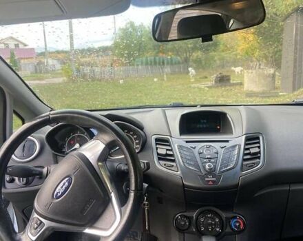 Белый Форд Фиеста, объемом двигателя 1 л и пробегом 121 тыс. км за 8700 $, фото 10 на Automoto.ua