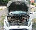 Білий Форд Фієста, об'ємом двигуна 1.6 л та пробігом 136 тис. км за 8500 $, фото 37 на Automoto.ua