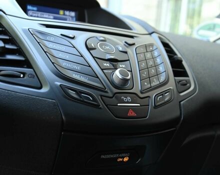 Белый Форд Фиеста, объемом двигателя 1.5 л и пробегом 115 тыс. км за 8500 $, фото 12 на Automoto.ua