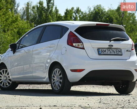 Белый Форд Фиеста, объемом двигателя 1.5 л и пробегом 115 тыс. км за 8499 $, фото 6 на Automoto.ua