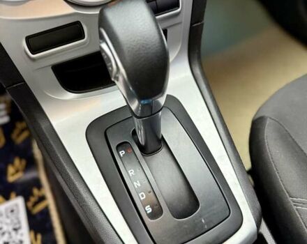 Білий Форд Фієста, об'ємом двигуна 1.6 л та пробігом 138 тис. км за 7500 $, фото 20 на Automoto.ua