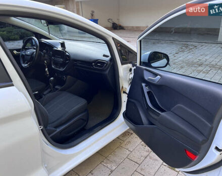 Форд Фиеста 2017 в Харькове на Automoto.ua Белый Форд Фиеста, объемом двигателя 1 л и пробегом 89 тыс. км за 11000 $, фото 14 на Automoto.ua