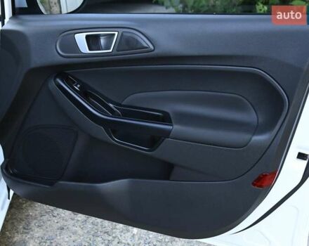 Белый Форд Фиеста, объемом двигателя 1.5 л и пробегом 115 тыс. км за 8499 $, фото 32 на Automoto.ua