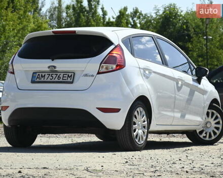 Белый Форд Фиеста, объемом двигателя 1.5 л и пробегом 115 тыс. км за 8499 $, фото 9 на Automoto.ua