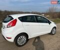 Білий Форд Фієста, об'ємом двигуна 1.39 л та пробігом 146 тис. км за 6399 $, фото 5 на Automoto.ua