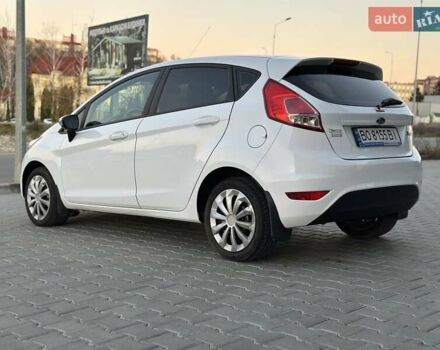 Білий Форд Фієста, об'ємом двигуна 1 л та пробігом 54 тис. км за 9900 $, фото 7 на Automoto.ua