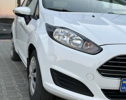 Білий Форд Фієста, об'ємом двигуна 1 л та пробігом 54 тис. км за 9900 $, фото 17 на Automoto.ua