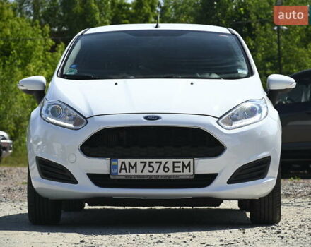 Белый Форд Фиеста, объемом двигателя 1.5 л и пробегом 115 тыс. км за 8499 $, фото 3 на Automoto.ua