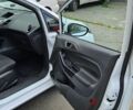 Белый Форд Фиеста, объемом двигателя 1 л и пробегом 143 тыс. км за 7500 $, фото 10 на Automoto.ua