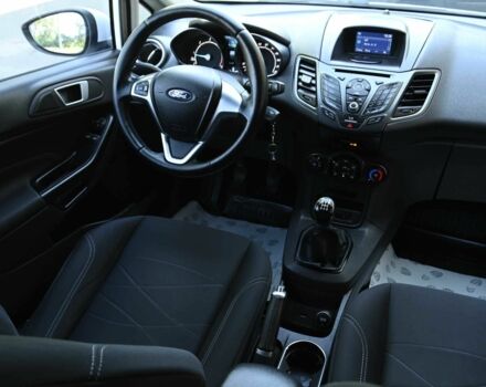 Белый Форд Фиеста, объемом двигателя 1.5 л и пробегом 115 тыс. км за 8500 $, фото 17 на Automoto.ua