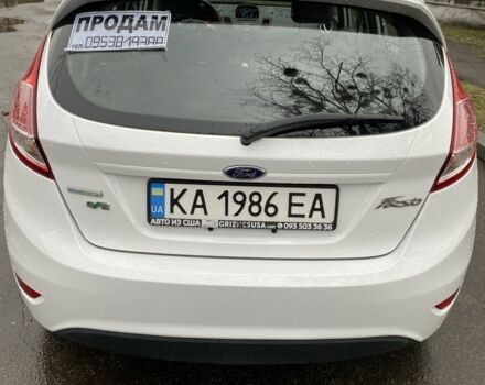 Білий Форд Фієста, об'ємом двигуна 1 л та пробігом 90 тис. км за 7300 $, фото 3 на Automoto.ua