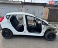 Білий Форд Фієста, об'ємом двигуна 1.24 л та пробігом 148 тис. км за 1200 $, фото 3 на Automoto.ua