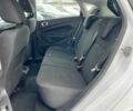 Білий Форд Фієста, об'ємом двигуна 1 л та пробігом 122 тис. км за 7990 $, фото 13 на Automoto.ua