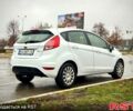 Белый Форд Фиеста, объемом двигателя 1 л и пробегом 132 тыс. км за 7950 $, фото 2 на Automoto.ua