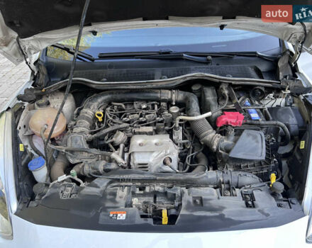 Форд Фиеста 2017 в Харькове на Automoto.ua Белый Форд Фиеста, объемом двигателя 1 л и пробегом 89 тыс. км за 11000 $, фото 9 на Automoto.ua