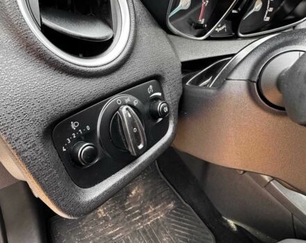 Белый Форд Фиеста, объемом двигателя 1.4 л и пробегом 149 тыс. км за 6940 $, фото 12 на Automoto.ua