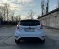 Белый Форд Фиеста, объемом двигателя 1.2 л и пробегом 120 тыс. км за 6400 $, фото 1 на Automoto.ua