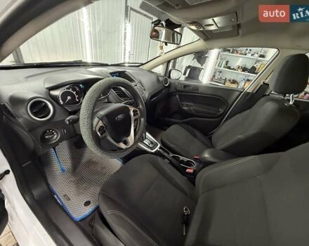 Білий Форд Фієста, об'ємом двигуна 1.6 л та пробігом 106 тис. км за 6950 $, фото 22 на Automoto.ua